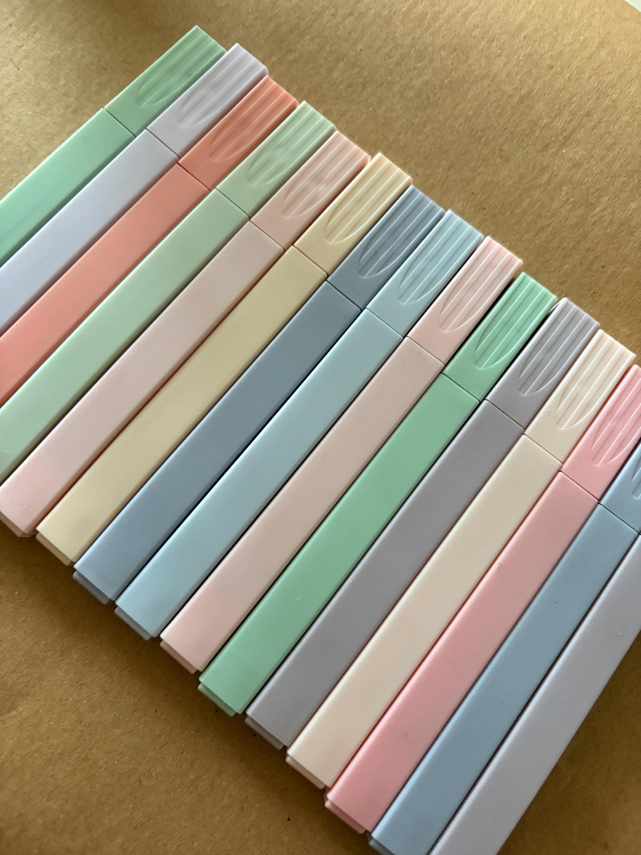 Pastel Coloured Highlighter Pens