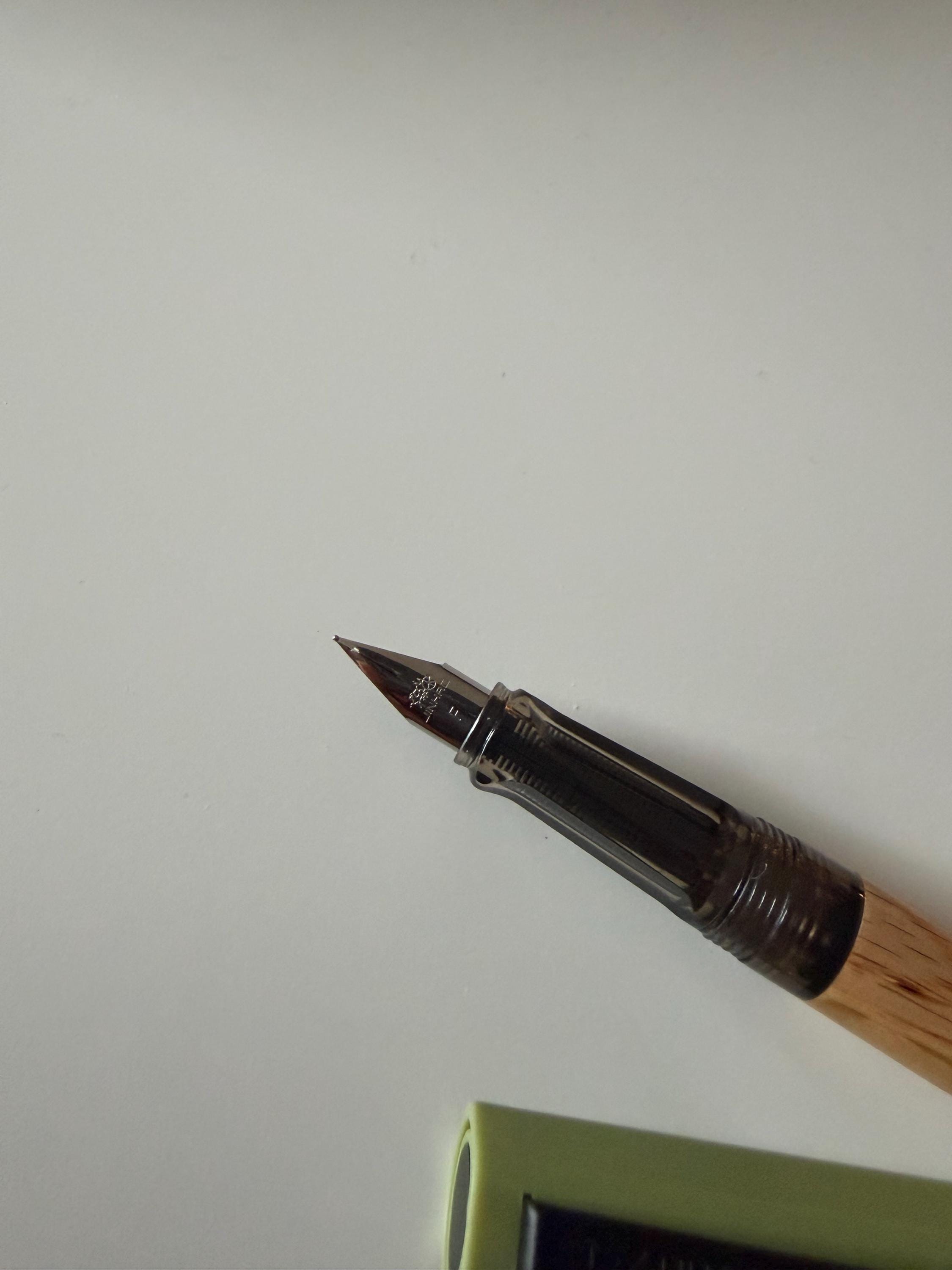 Khaki and Wood Fountain Pen Gift Set Beginner User