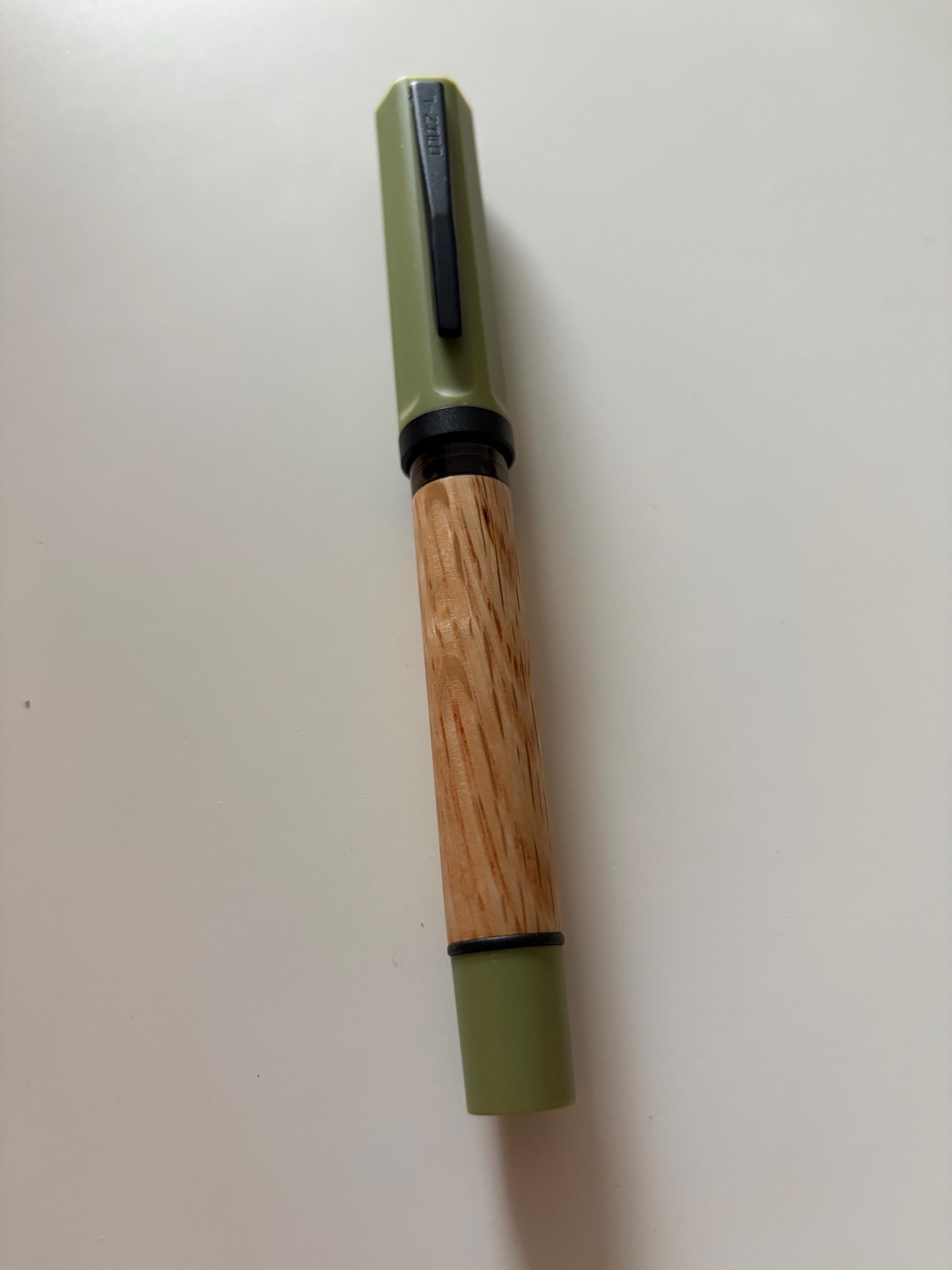 Khaki and Wood Fountain Pen Gift Set Beginner User
