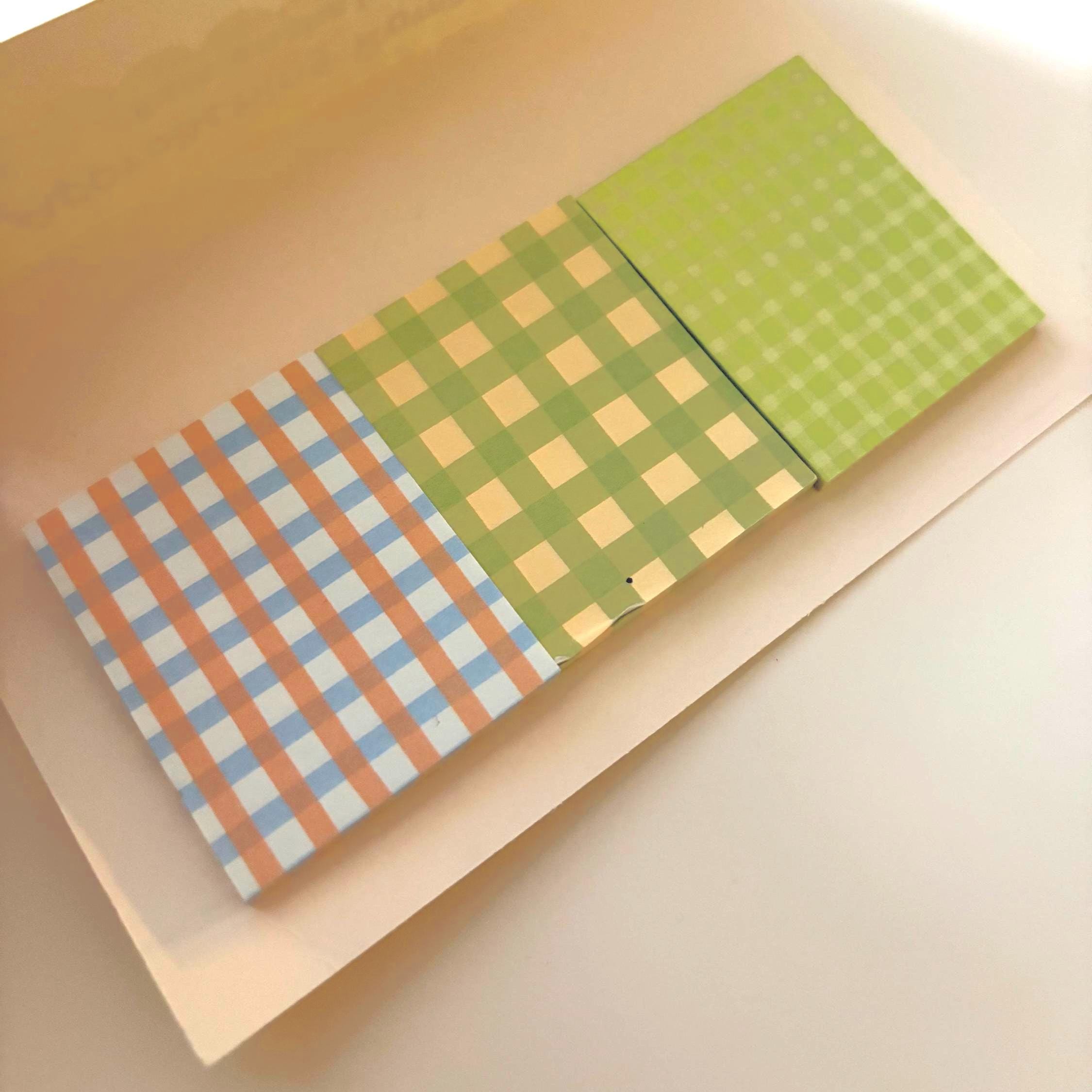 Plaid Cottage Sticky Notepad – Japanese Kawaii Plaid Sticky Notes for Journals, Planners & Stationery Lovers