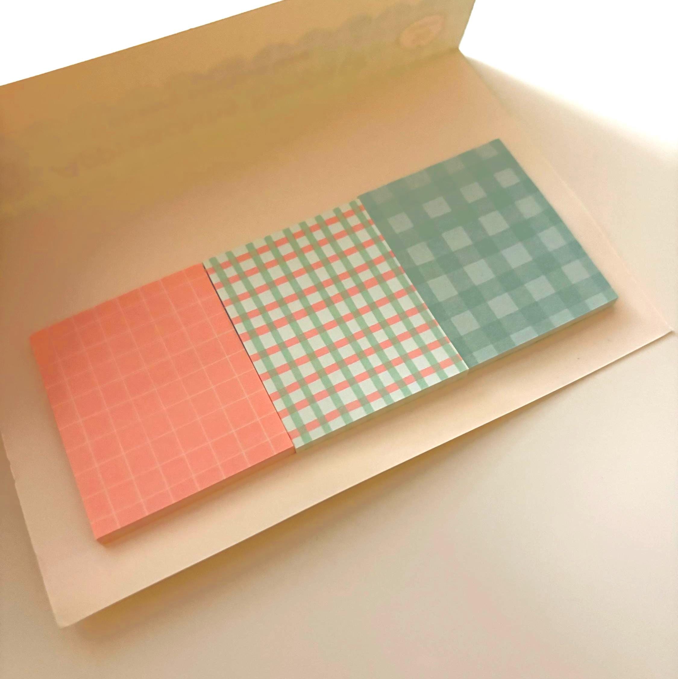 Plaid Cottage Sticky Notepad – Japanese Kawaii Plaid Sticky Notes for Journals, Planners & Stationery Lovers
