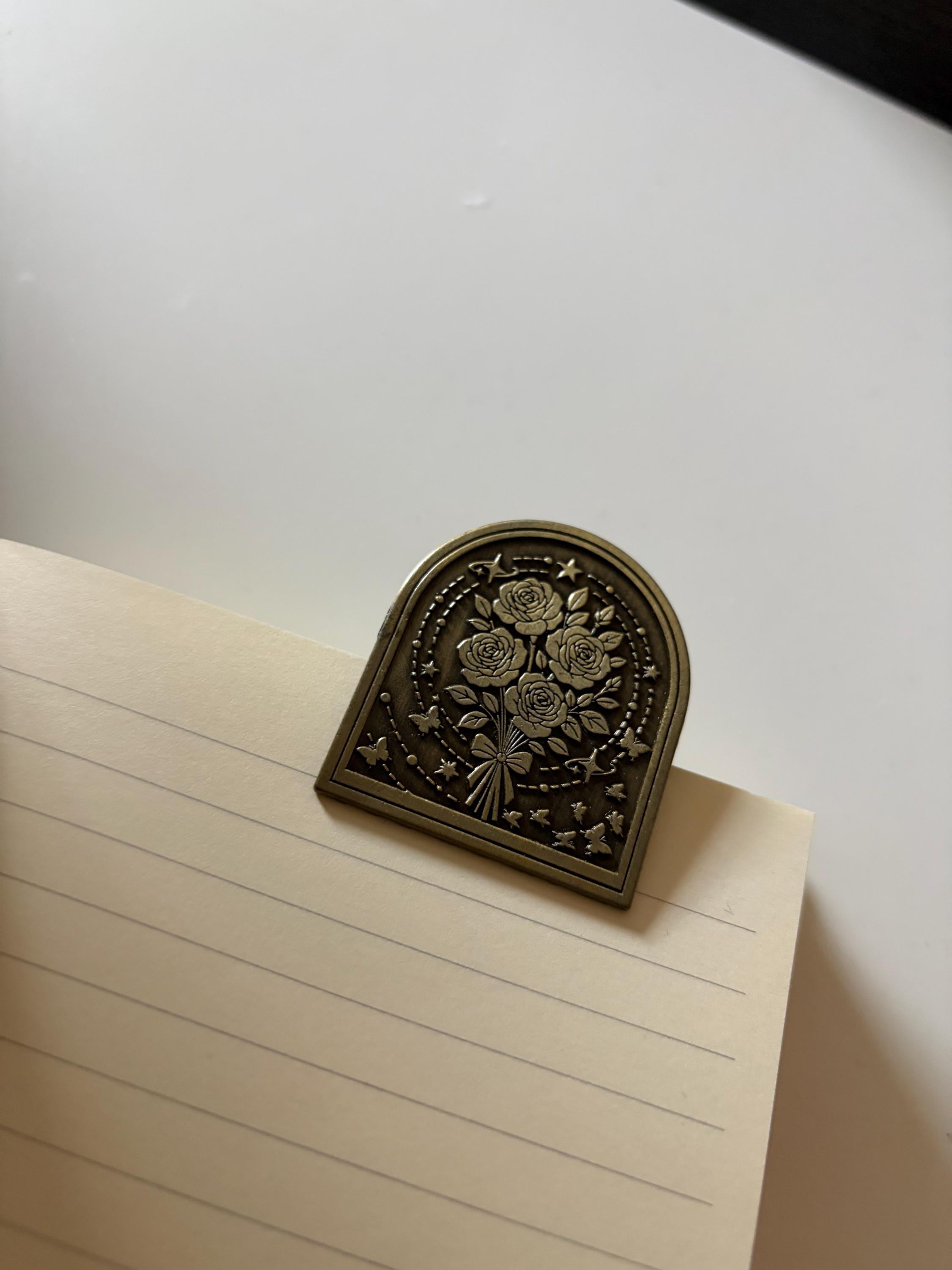 Brass Style Flowers Clip