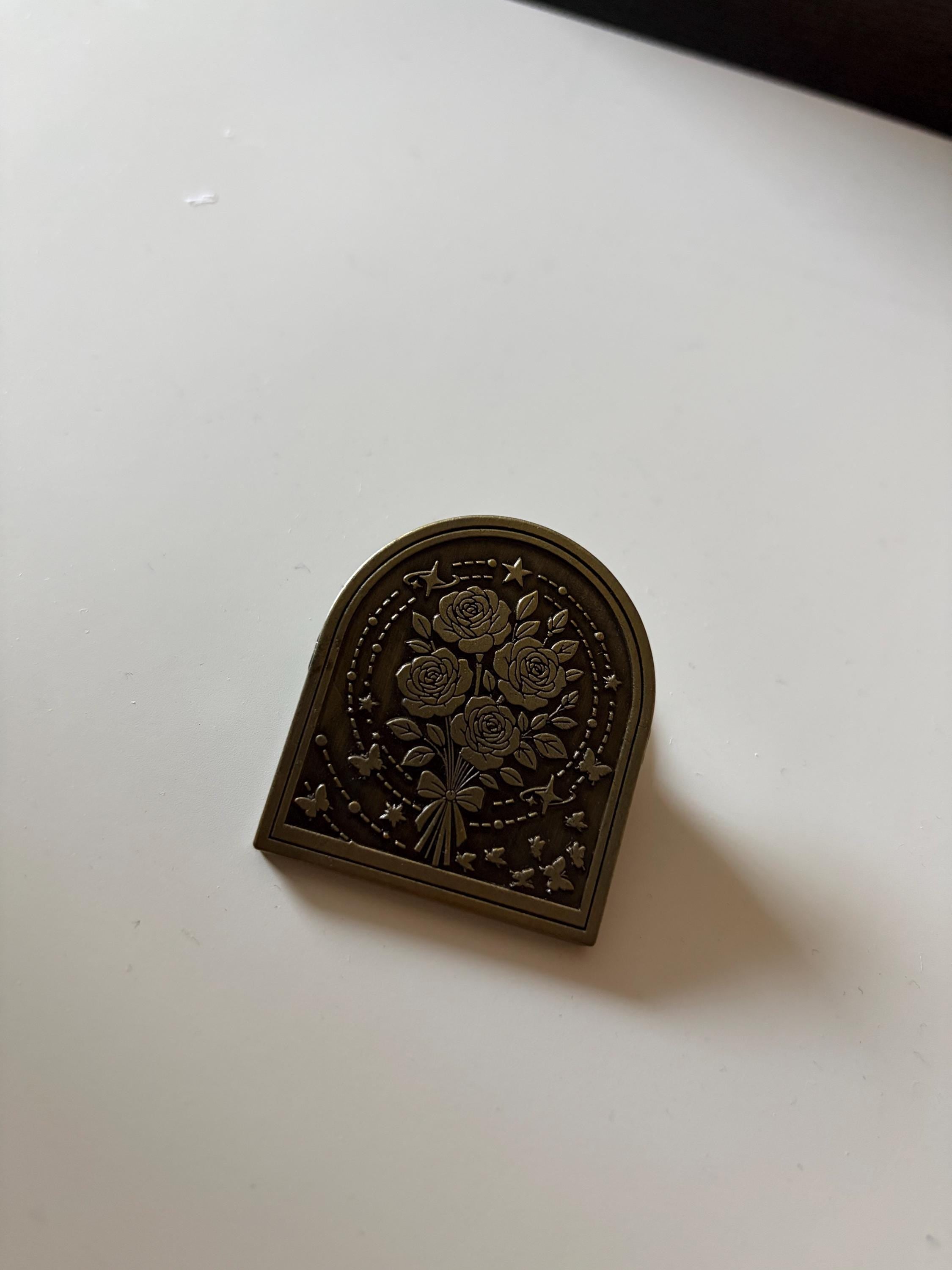 Brass Style Flowers Clip