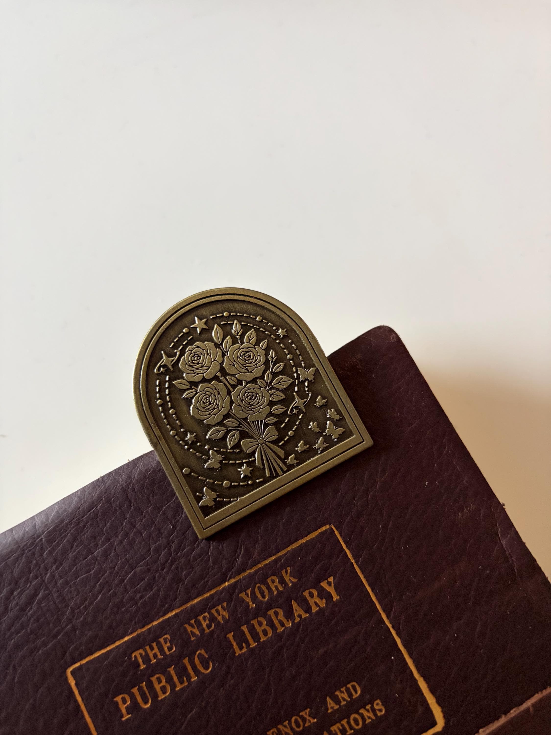 Brass Style Flowers Clip